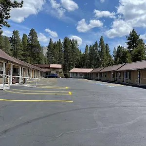 Pinewood Motel